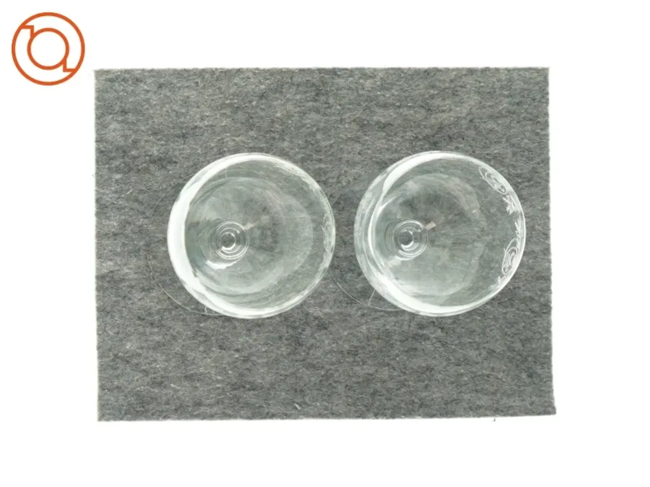 Billede 2 - Vinglas 2 stk. (str. 13 x 8cm)