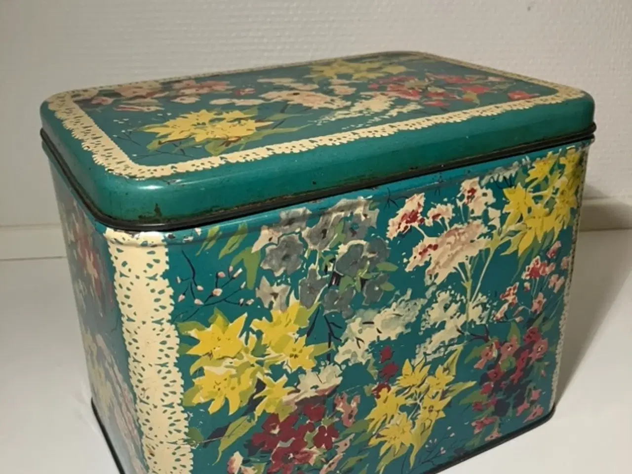 Billede 1 - Charmerende gammel dåse 