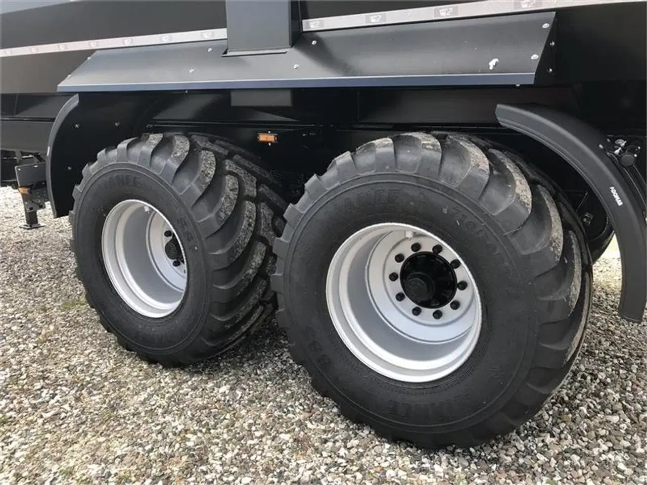 Billede 3 - Krampe Big Body 750  Black Edition