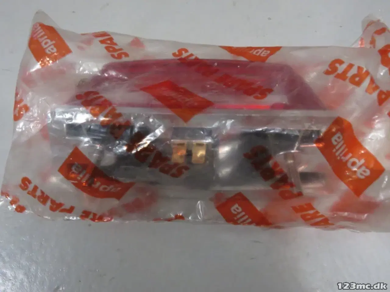 Billede 3 - Baglygte, Aprillia ap8112812
