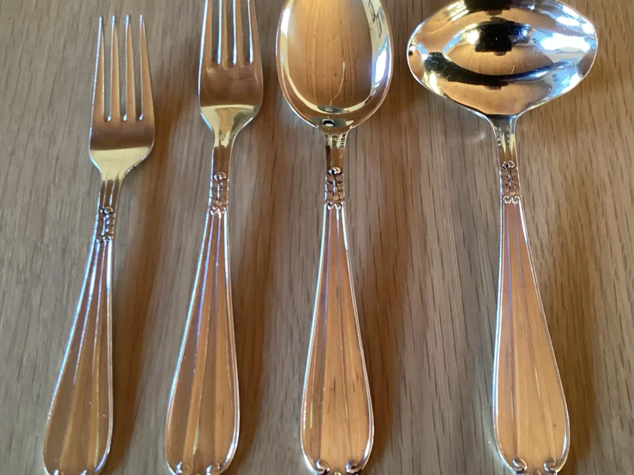 Billede 1 - “Krone” bestik i Sølvplet, pris pr. stk i opslaget