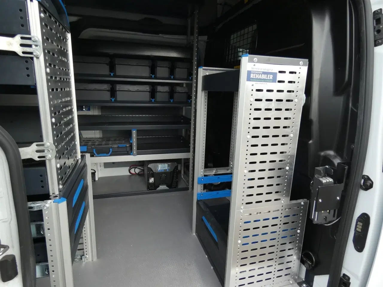 Billede 14 - Ford Transit Custom 300 L2H2 2,0 TDCi Trend VÆRKSTEDSBIL 130HK Van Man.