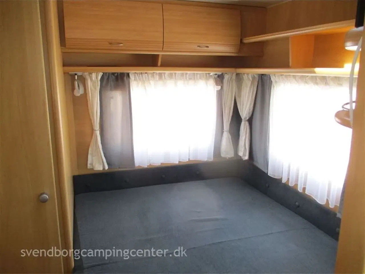 Billede 3 - 2004 - Dethleffs Camper 510 DB   Afhentningsvogn
