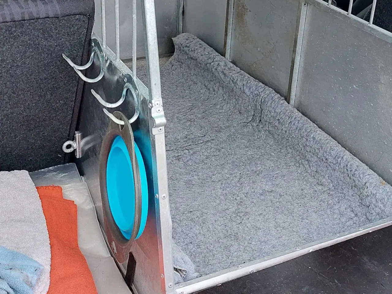 Billede 2 - Stort hundebur