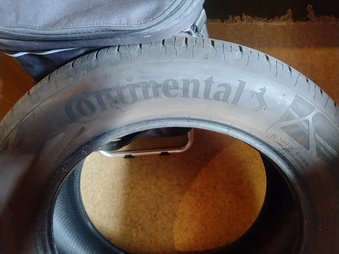 Billede 2 - Dæk fra en ford kuga