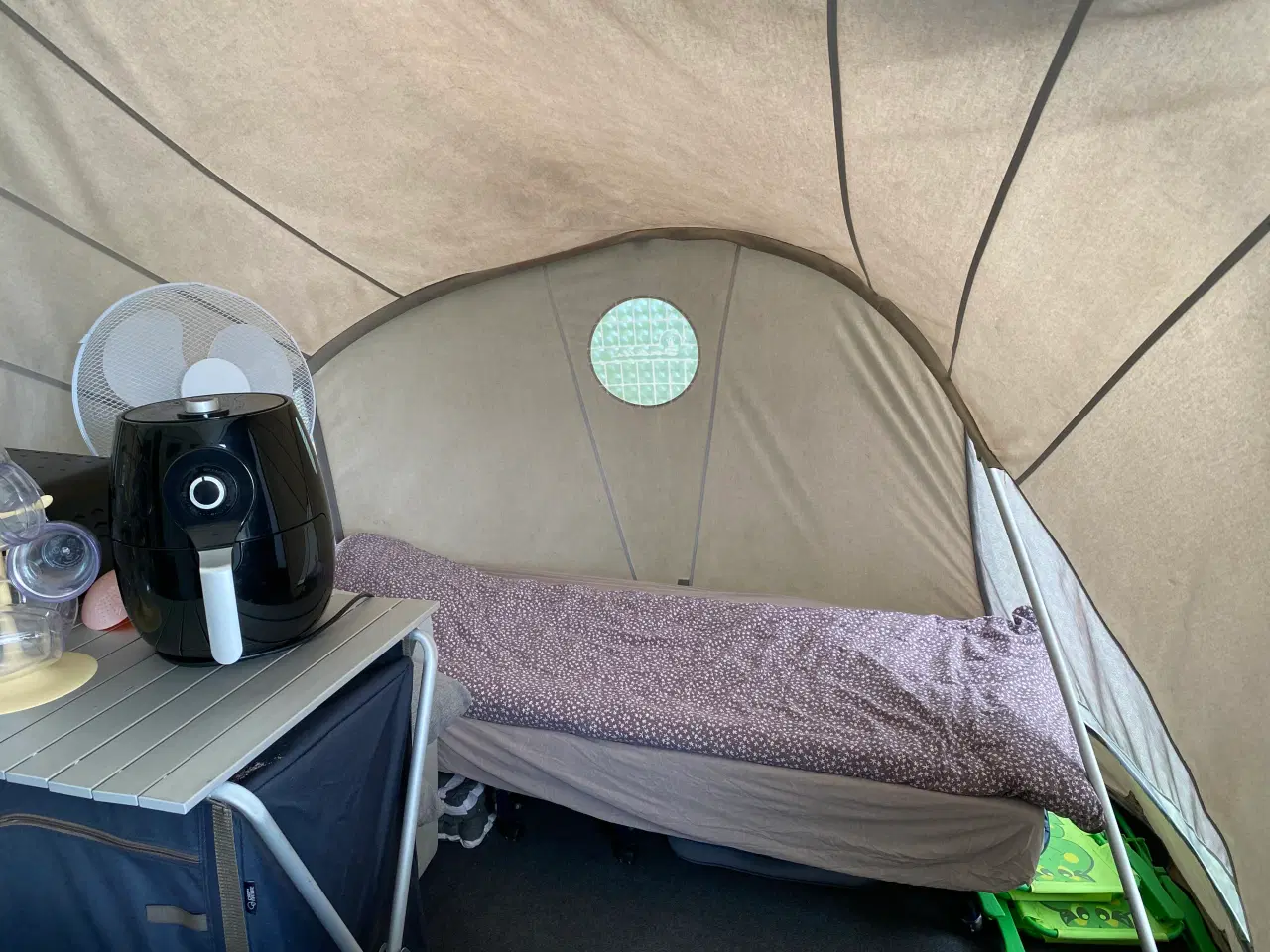 Billede 6 - Campingvogn udlejes 