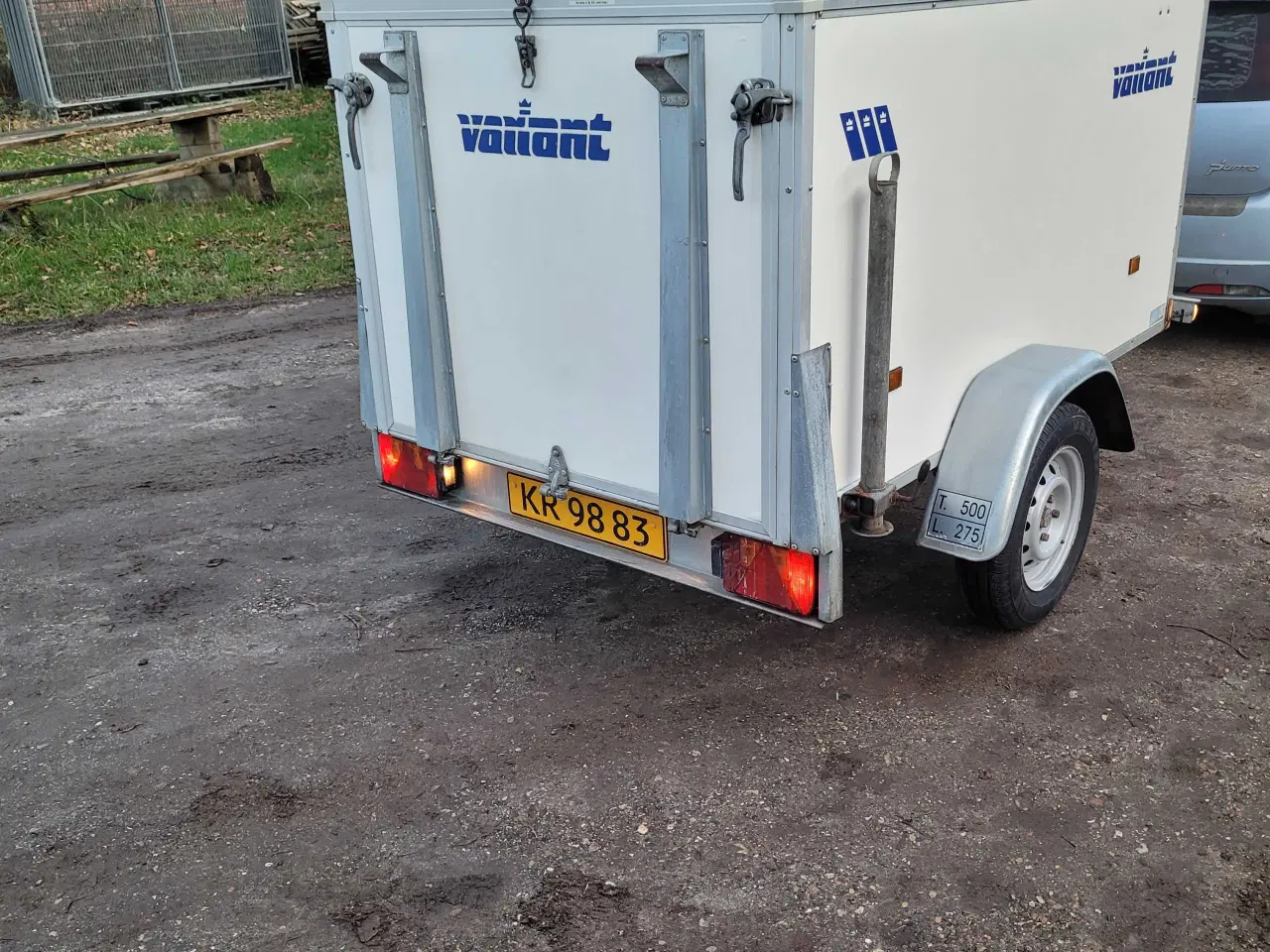 Billede 2 - Fin nysynet 500kg cargotrailer