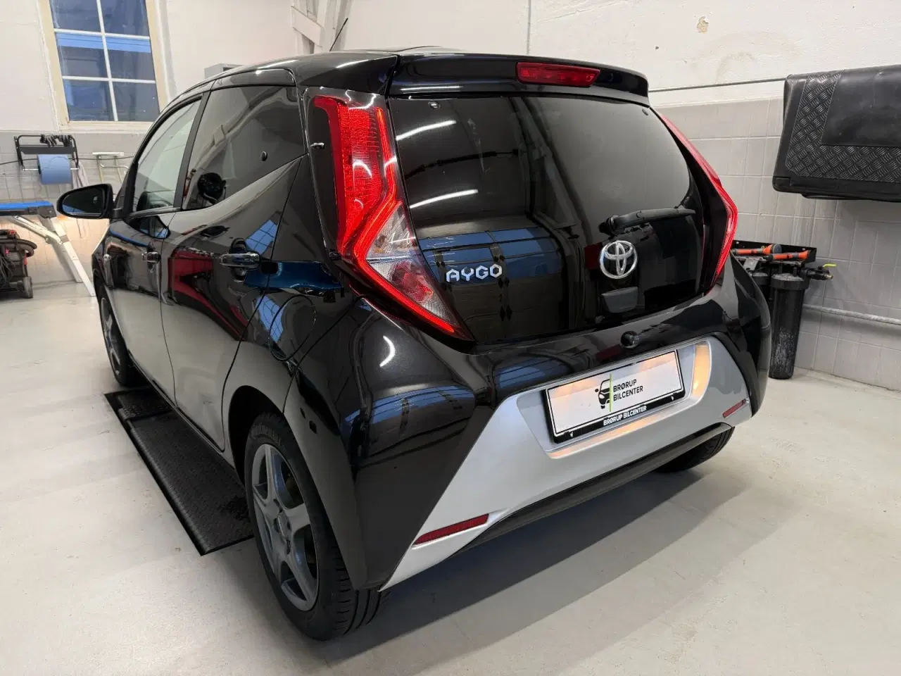 Billede 2 - Toyota Aygo 1,0 VVT-i x-pression