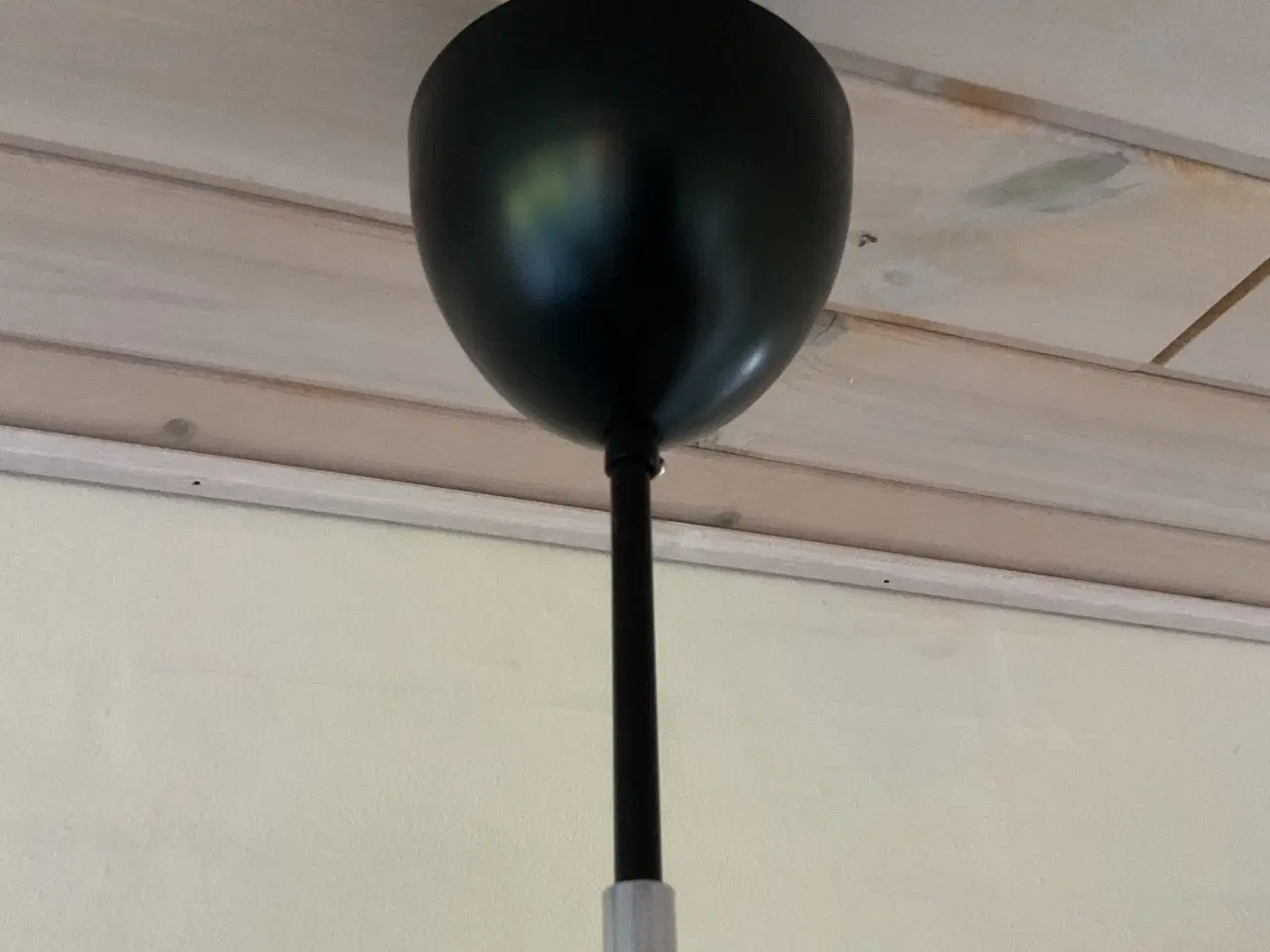 Billede 2 - Sort loftslampe i stål - Malmbergs 
