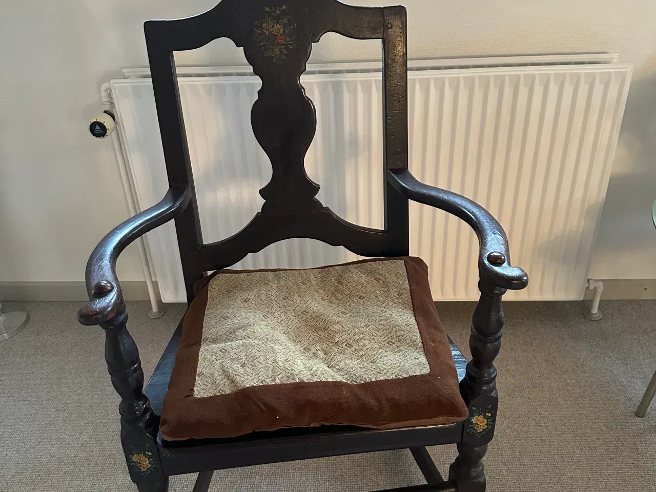 Billede 1 - Gammel stol