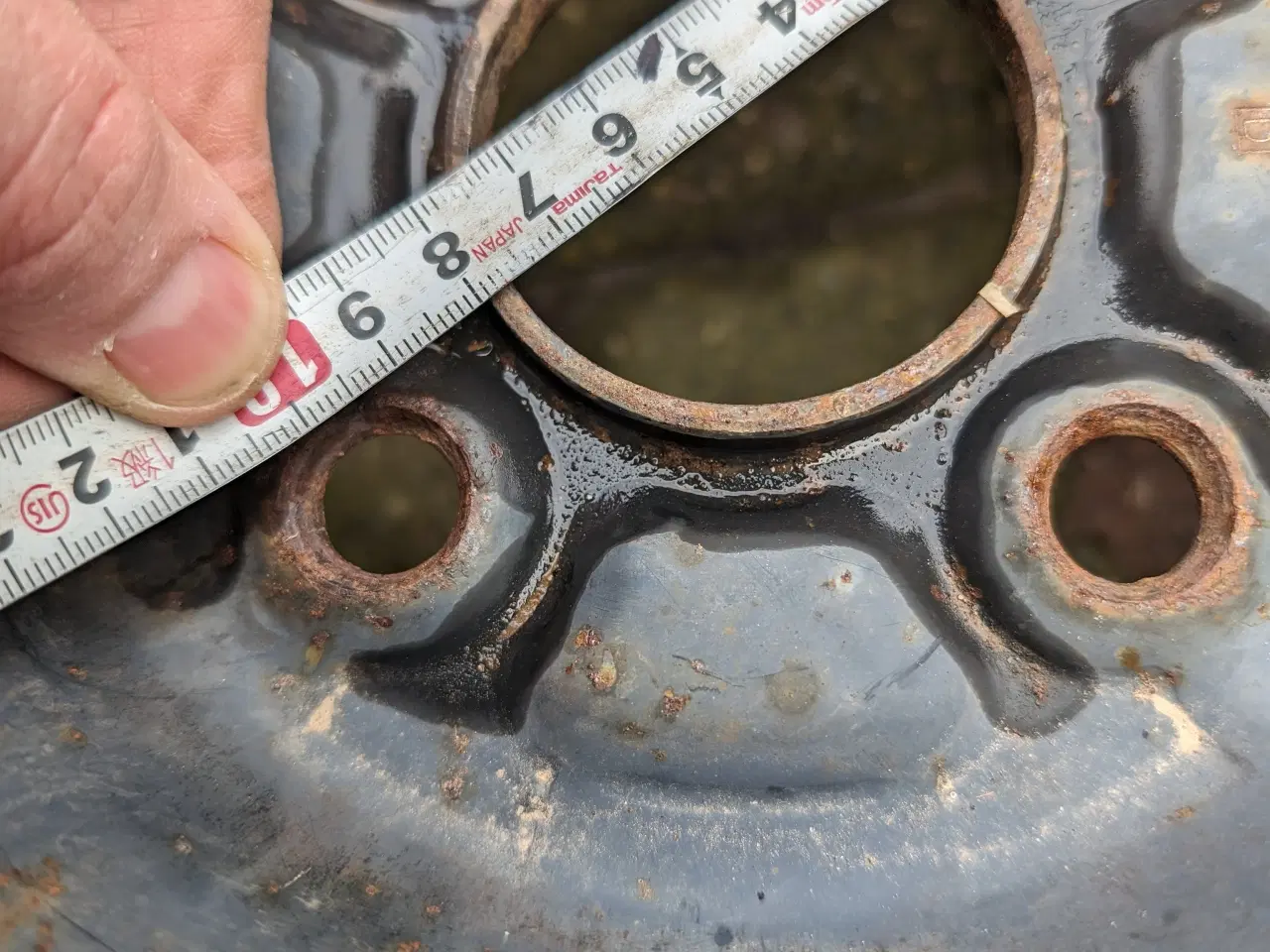 Billede 2 - Dæk + stålfælge og 2 sæt hjulkapsler