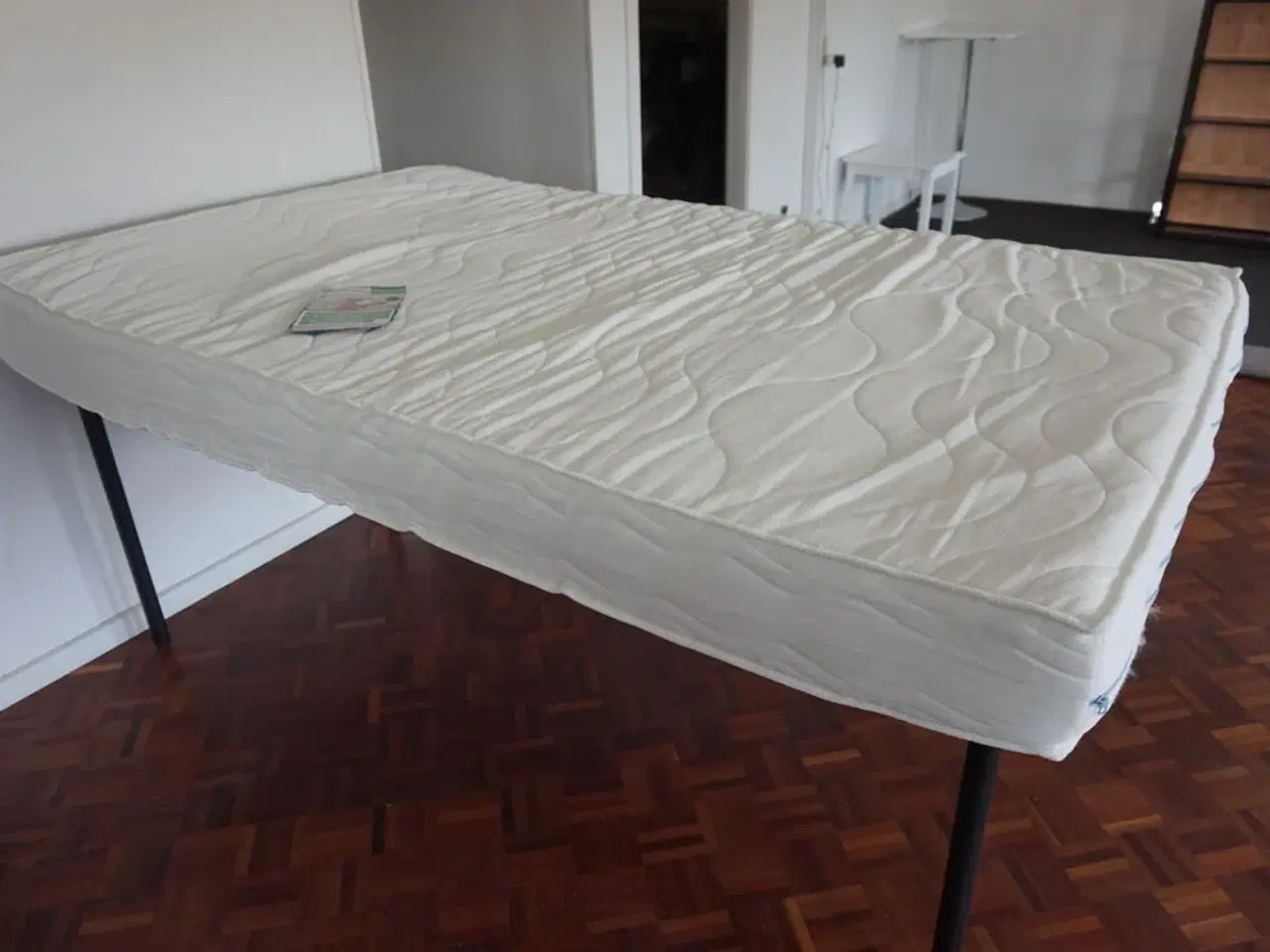 Billede 7 - Vega Elevationsseng med Supportho Comfort madras 120x200 cm