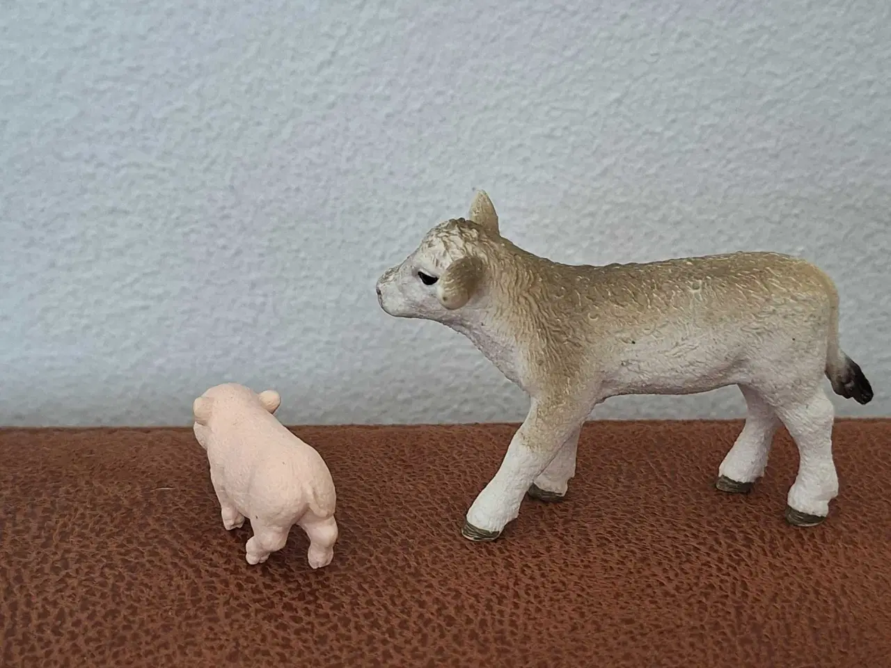 Billede 3 - Schleich kalv og pattegris 