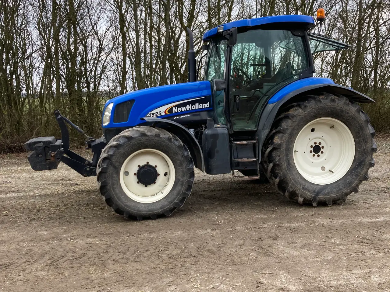 Billede 1 - Særdeles velholdt Ford/NH traktor TSA 125 sælges 