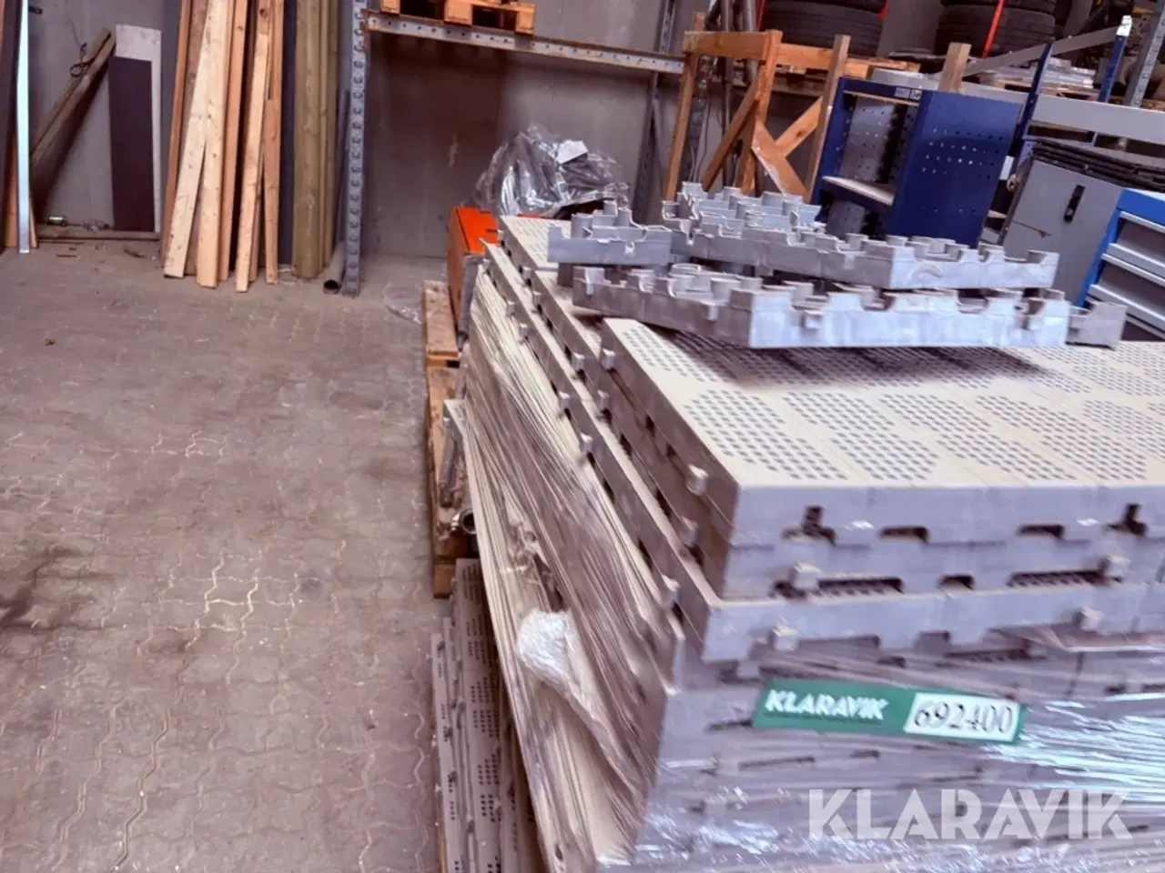 Billede 5 - Plast gulv Thermoplast 190 styk a 40x40cm