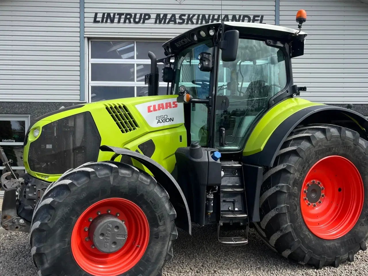 Billede 1 - CLAAS AXION 850 Med frontlift og frontpto