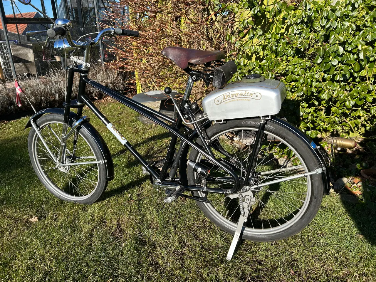 Billede 2 - Gisella knallert på damestel