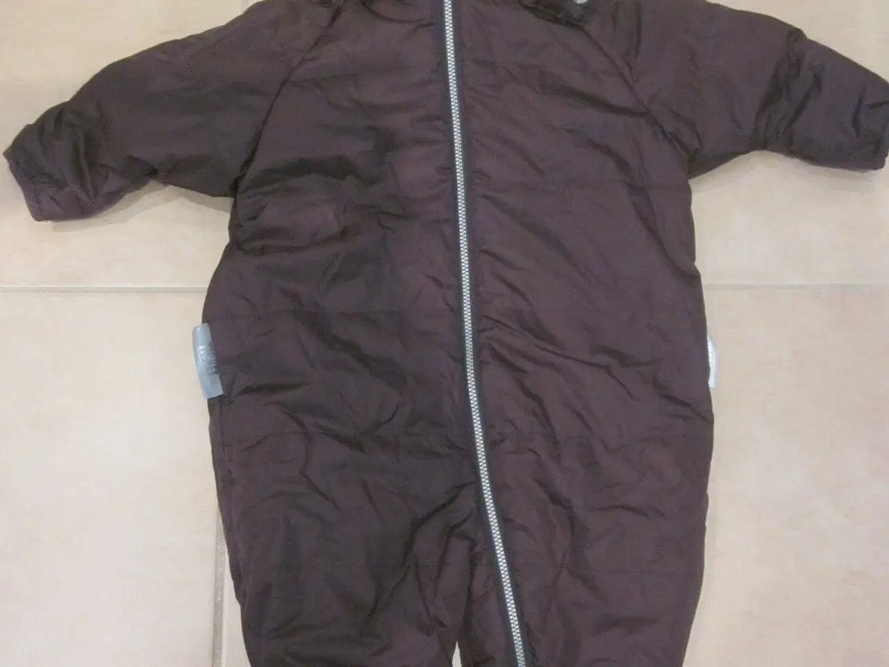 Billede 1 - Ny Flyverdragt, str. 62