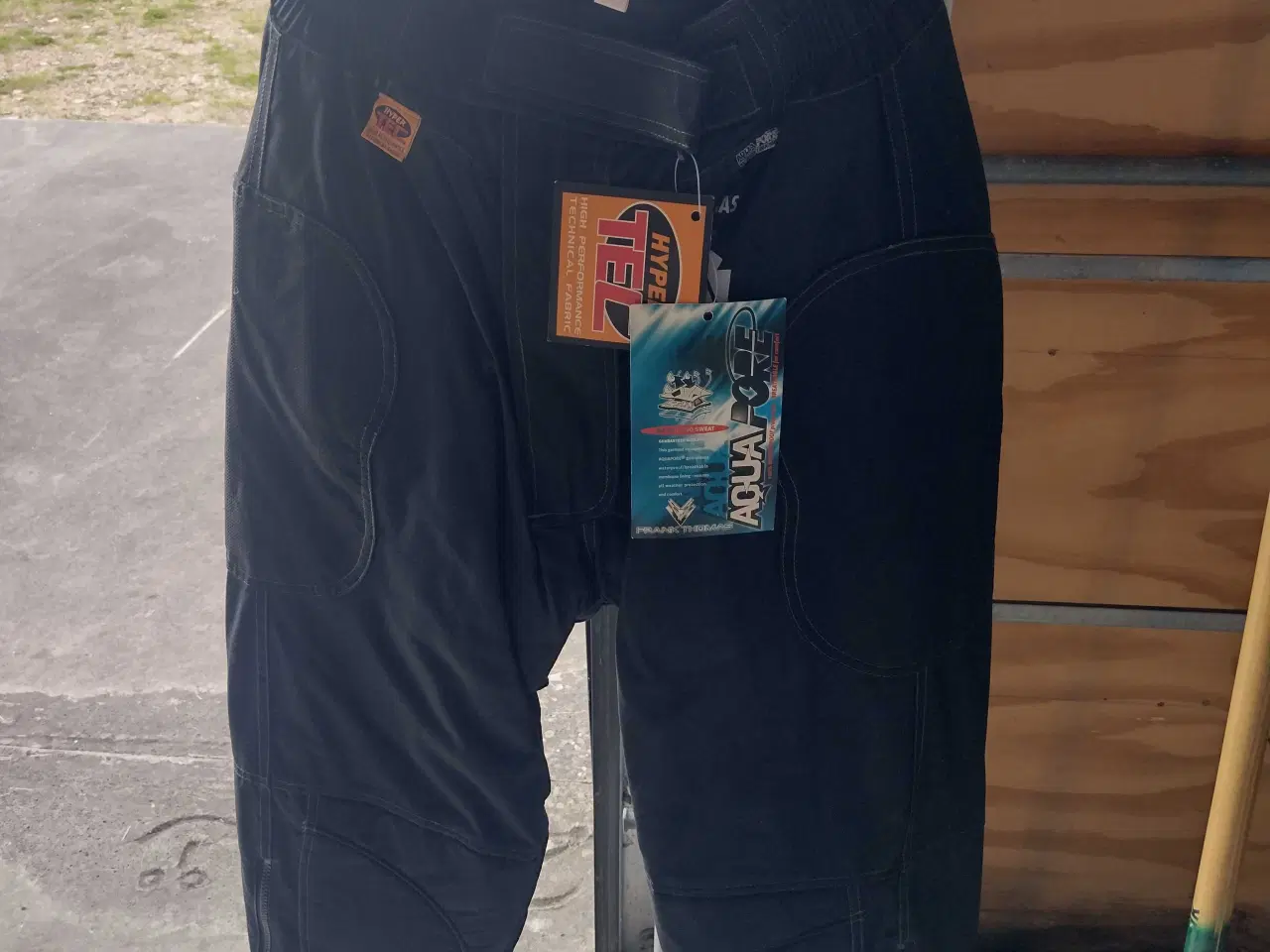 Billede 17 - Mc Jakker og bukser til kvinder 