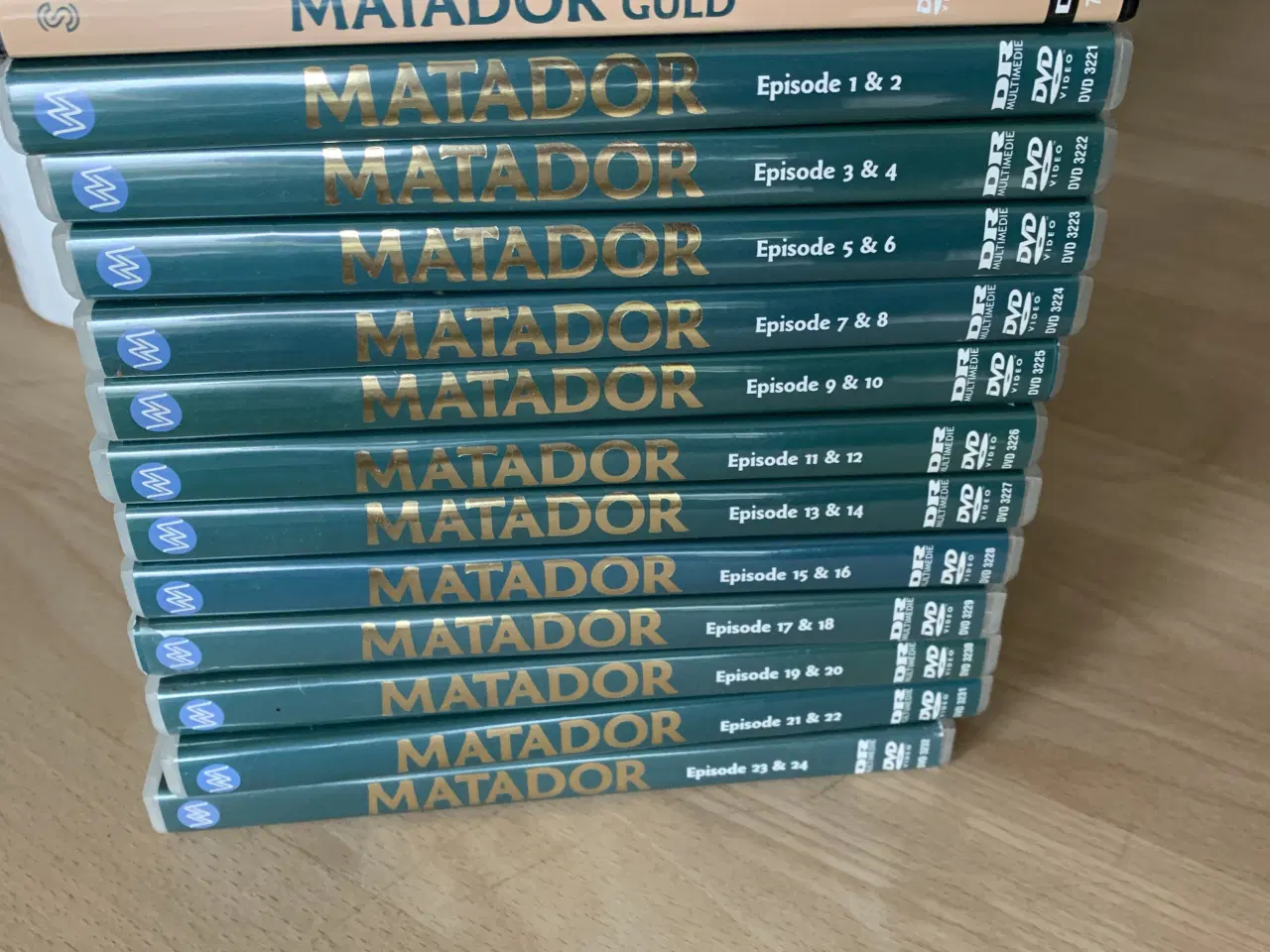 Billede 3 - Matador serien på DVD + en ekstra DVD med Guld