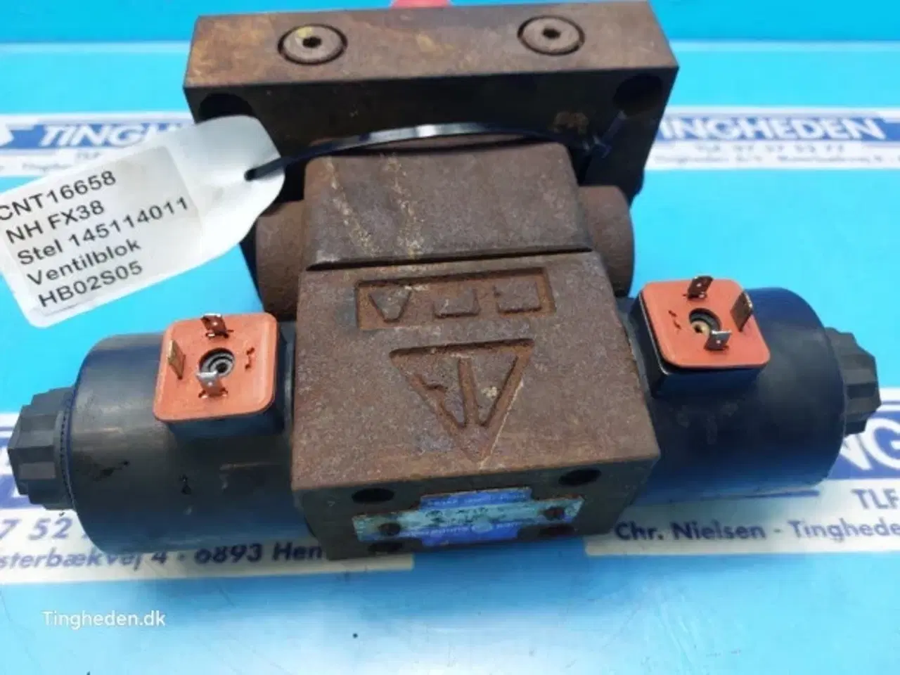 Billede 8 - New Holland FX38 Ventilblok 84069154