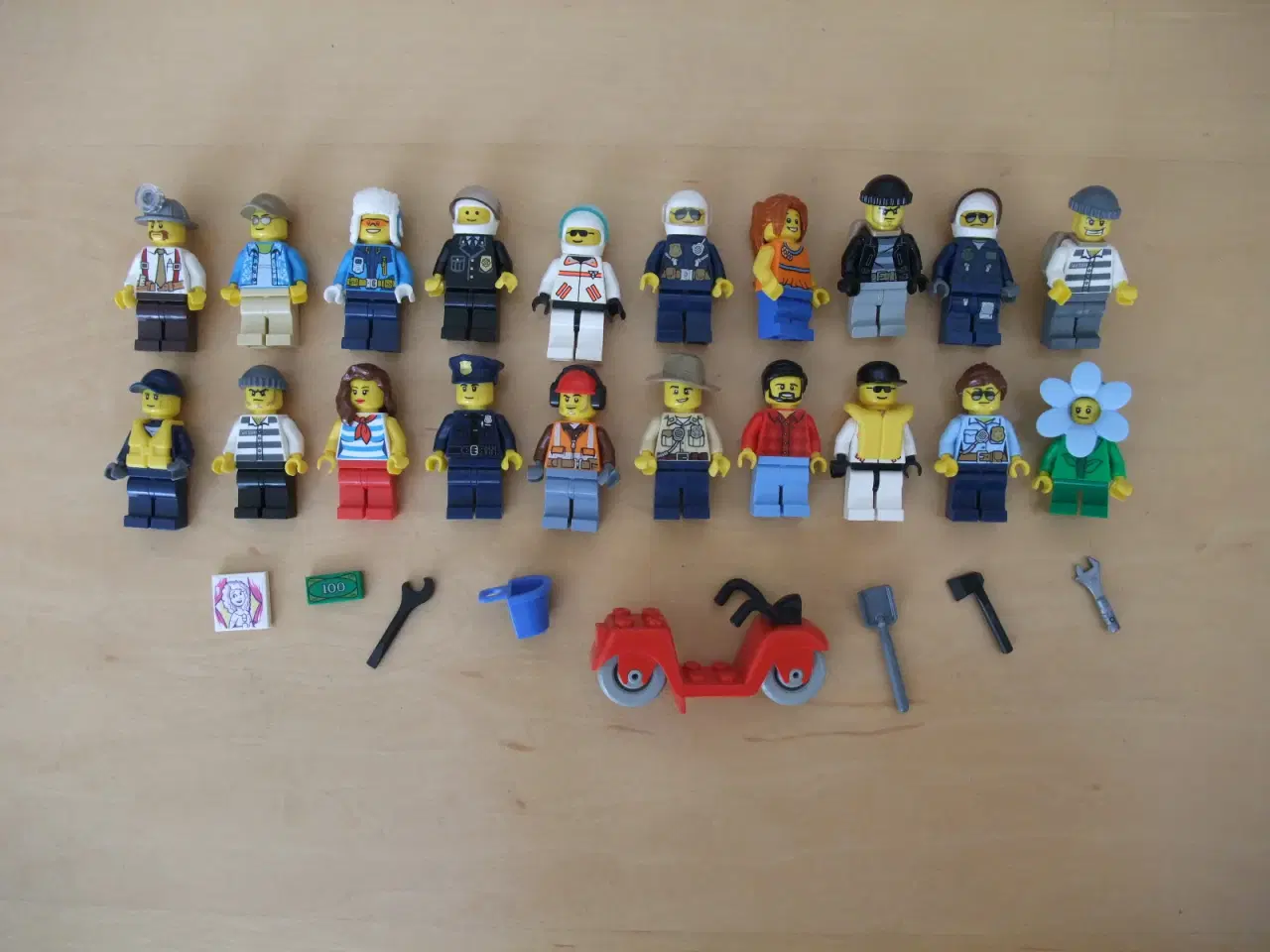Billede 1 - Lego City Figurer+Tilbehør