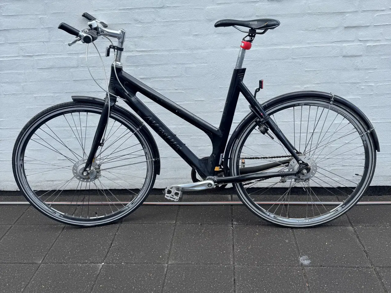 Billede 1 - AVENUE Dame/pigecykel 