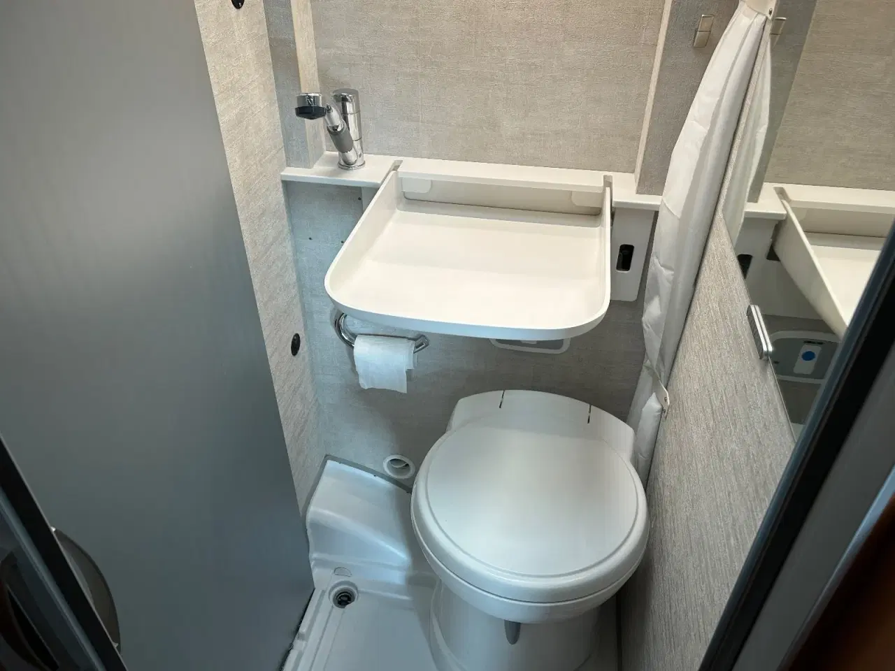 Billede 14 - Hymer Van 374 2,3 MJT 130