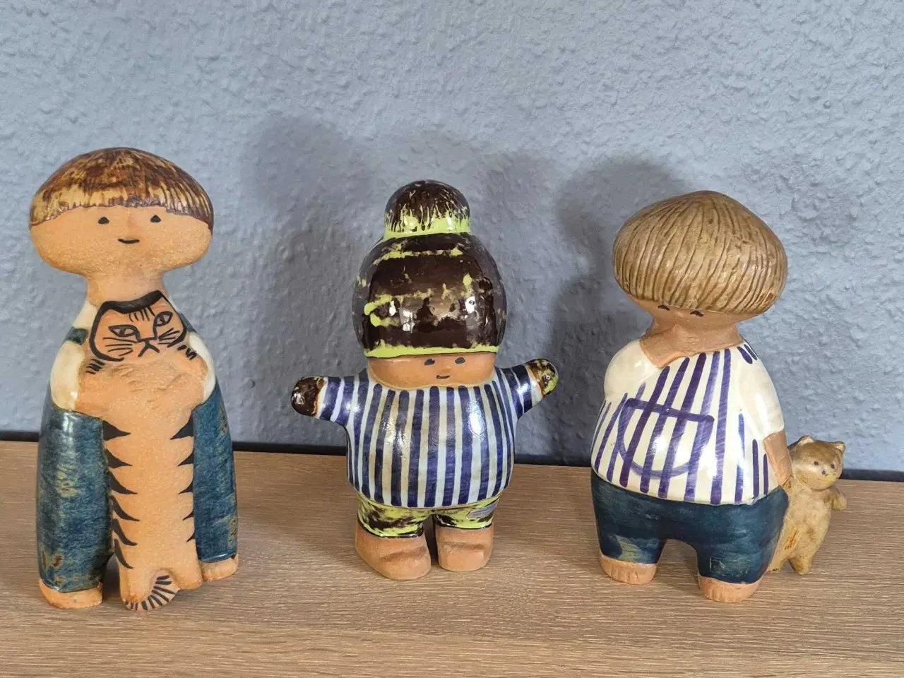 Billede 1 - 3 stk Lisa Larsson figur 