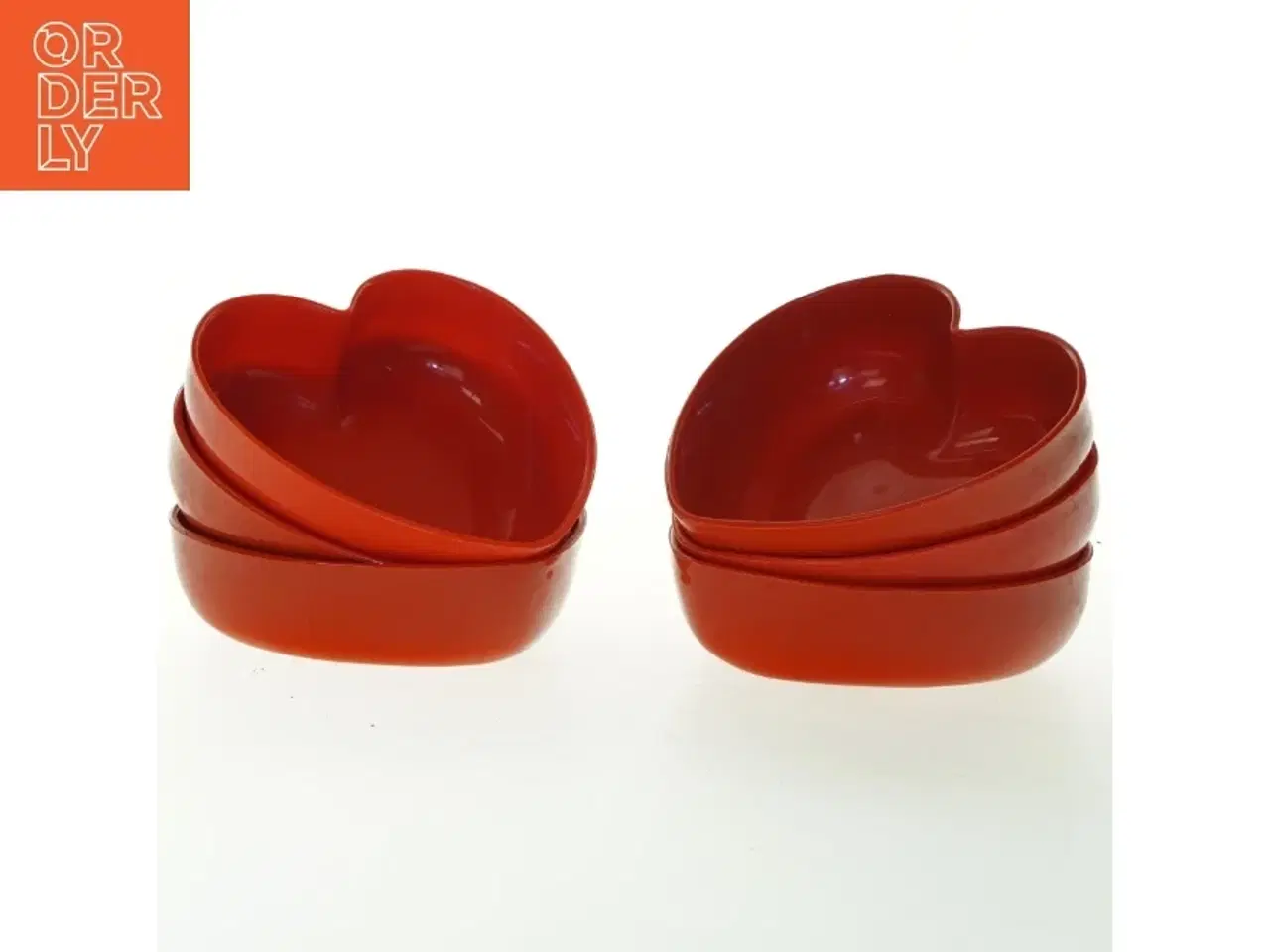 Billede 1 - Rød hjerteformet skål (str. 13x14 cm)