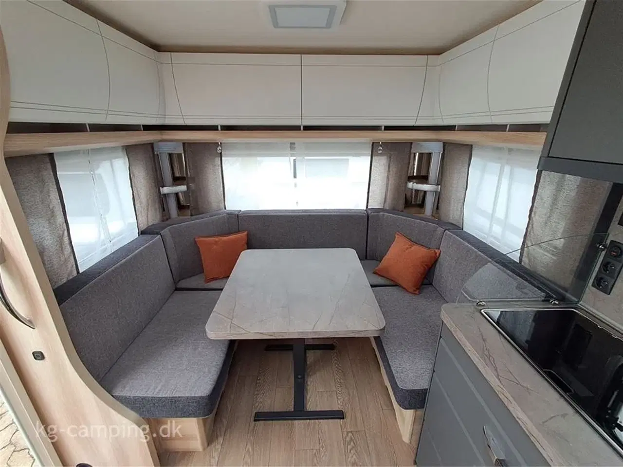 Billede 6 - 2026 - Hobby De Luxe 460 UFe Ny 2026 kampagne model fra HOBBY