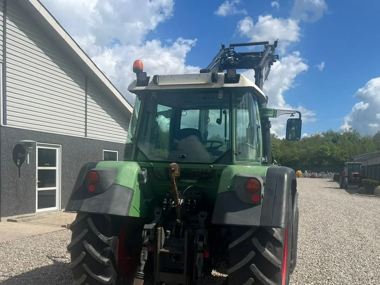 Billede 14 - Fendt 410 Vario med frontlæsser.