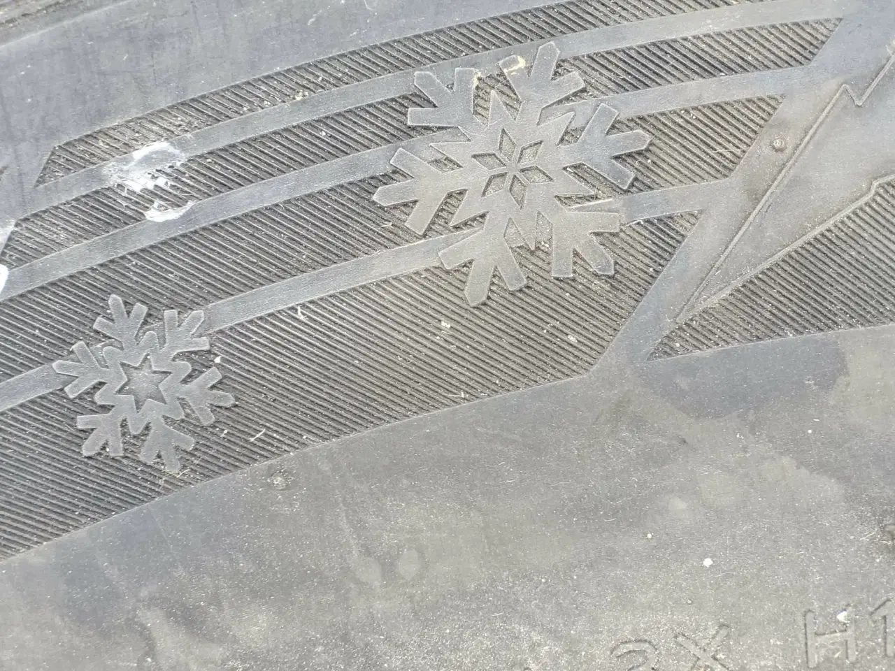 Billede 8 - Fælge med vinterdæk fra Hankook 235/60 R18