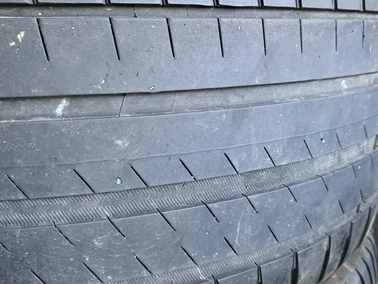 Billede 8 - Michelin sommerdæk 255/40-ZR20 