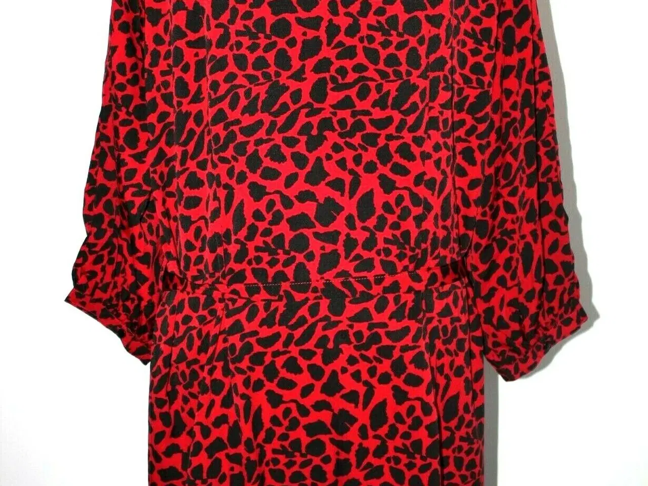 Billede 2 -  smart "Rød" leopard kjole i str: 46