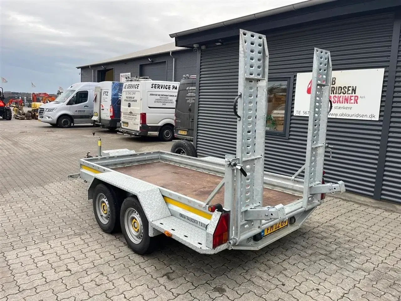 Billede 2 - - - - Wark W352 2700kg maskintrailer SOM NY