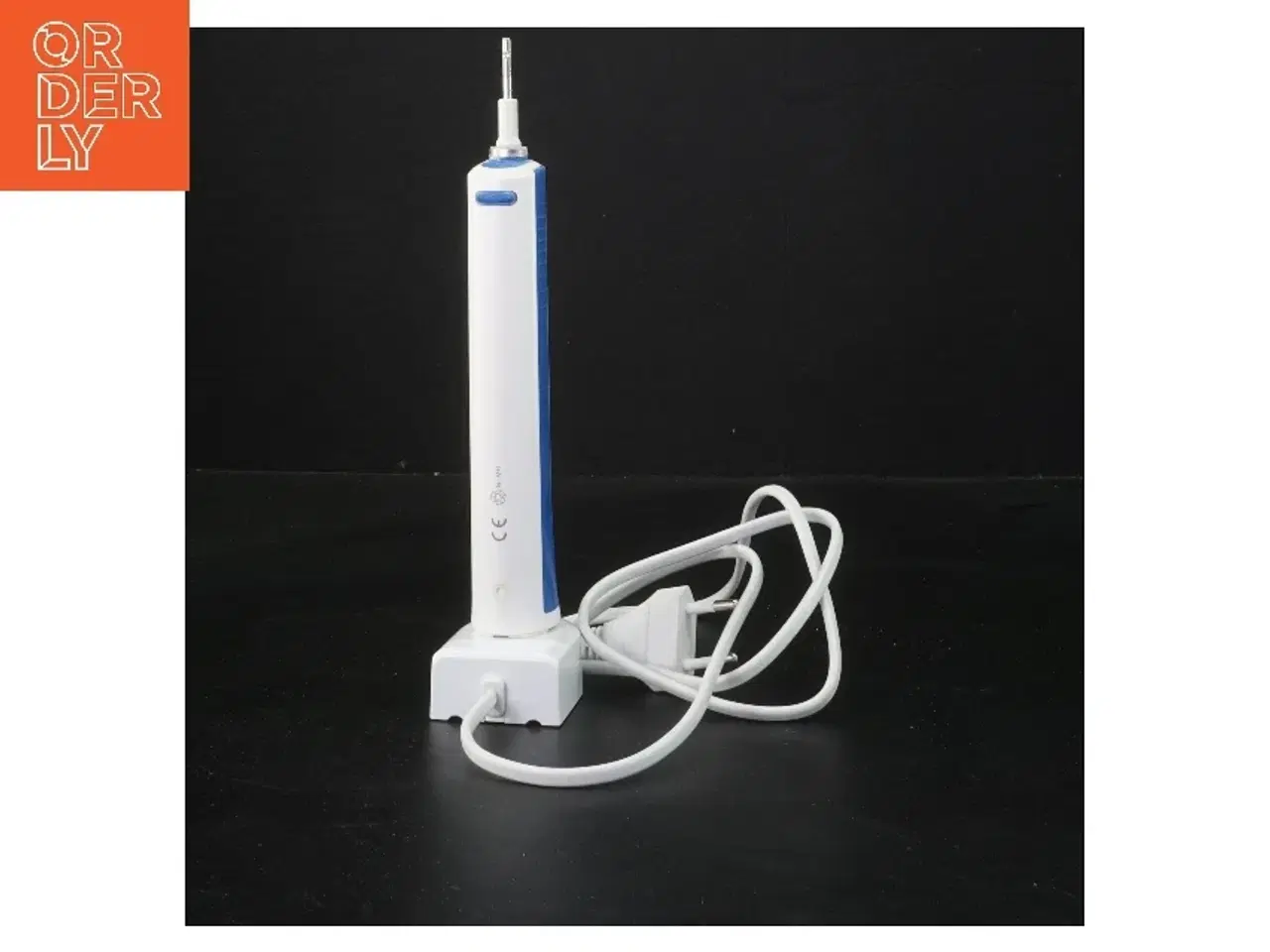 Billede 2 - Elektrisk tandbørste med oplader fra Oral-b (str. 19,5 cm)