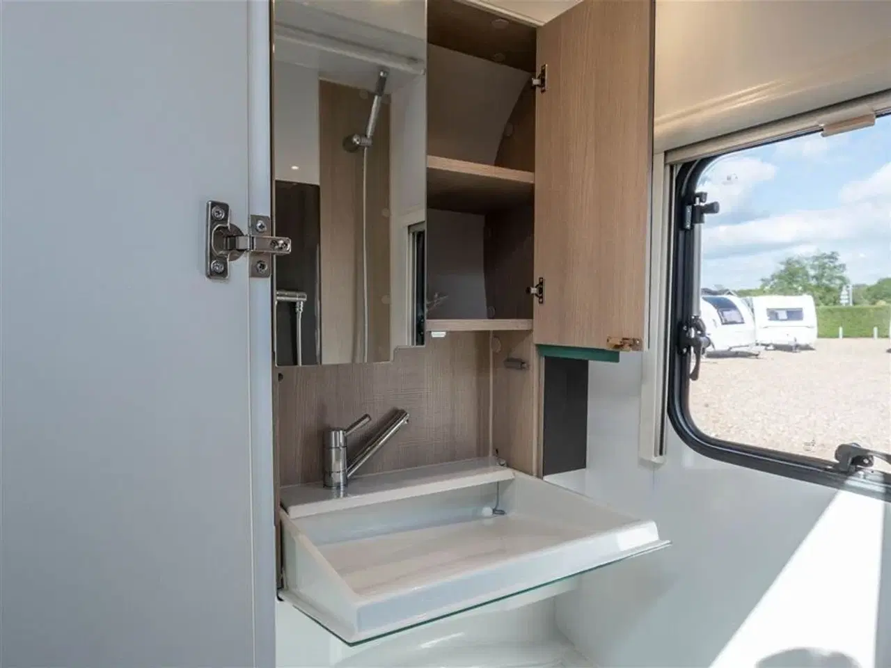 Billede 16 - 2023 - Adria Action 391 LH   Super lille rejse vogn