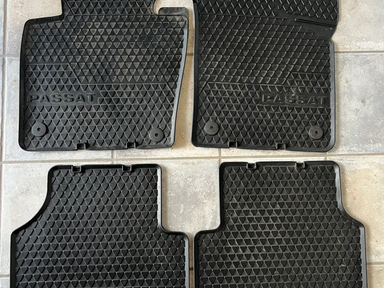 Billede 1 - Originale gummimåtter VW Passat Variant  2005-2015