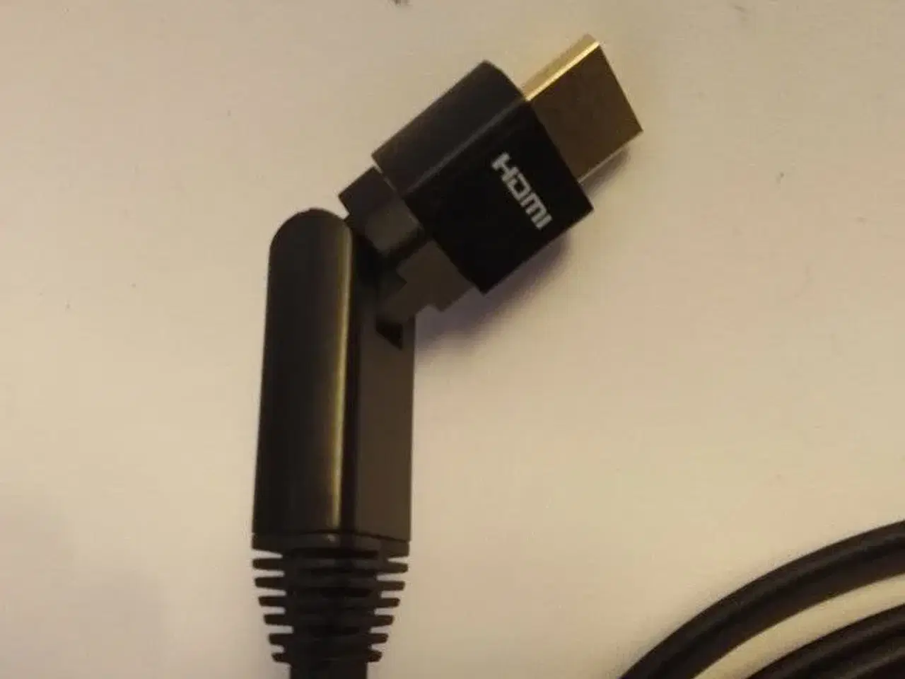 Billede 2 - HDMI kabel med drejeled