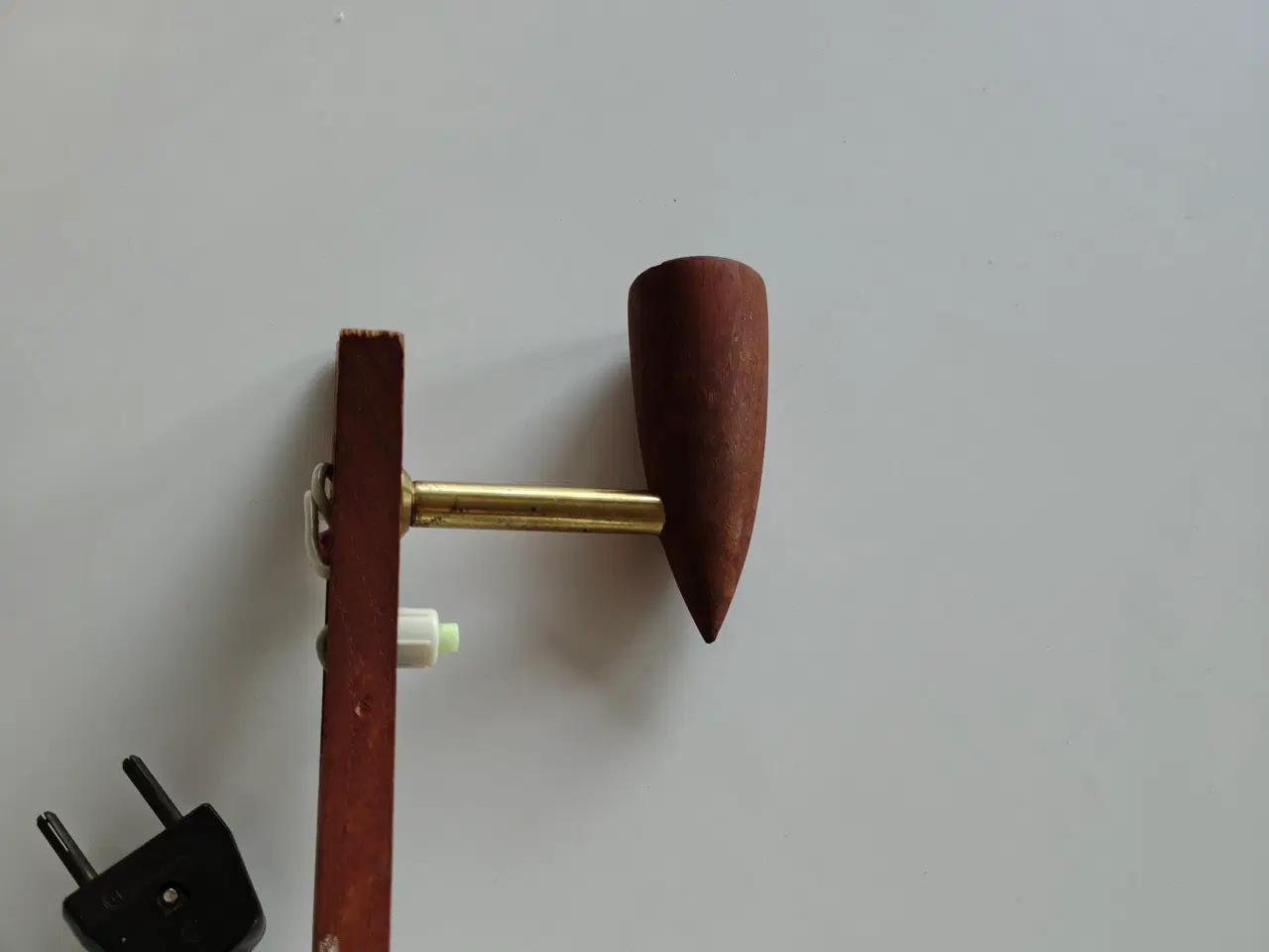 Billede 2 - Fin retro teak væglampe