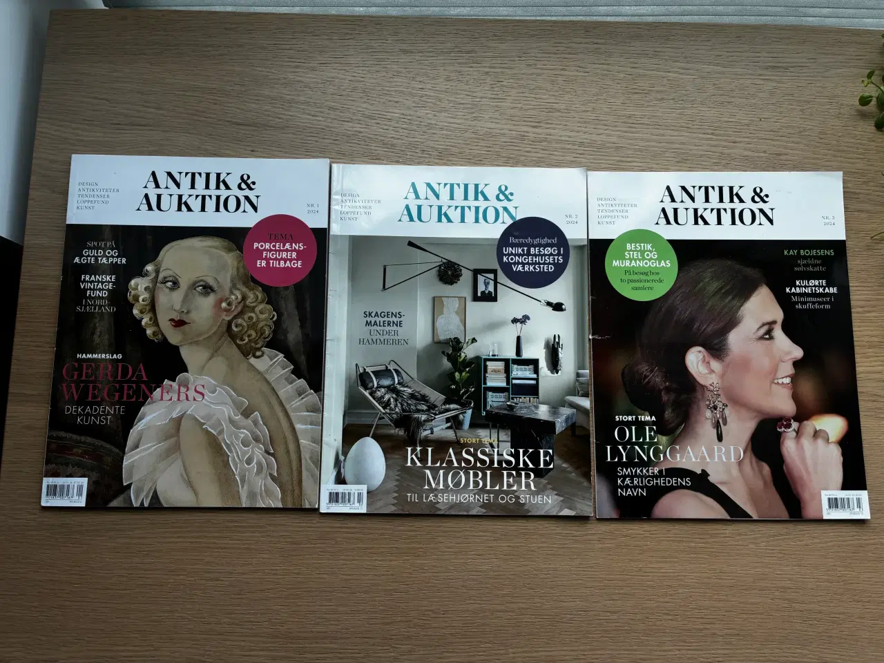 Billede 1 - Antik & Auktion   År:  2024 (Seriens sidste numre)