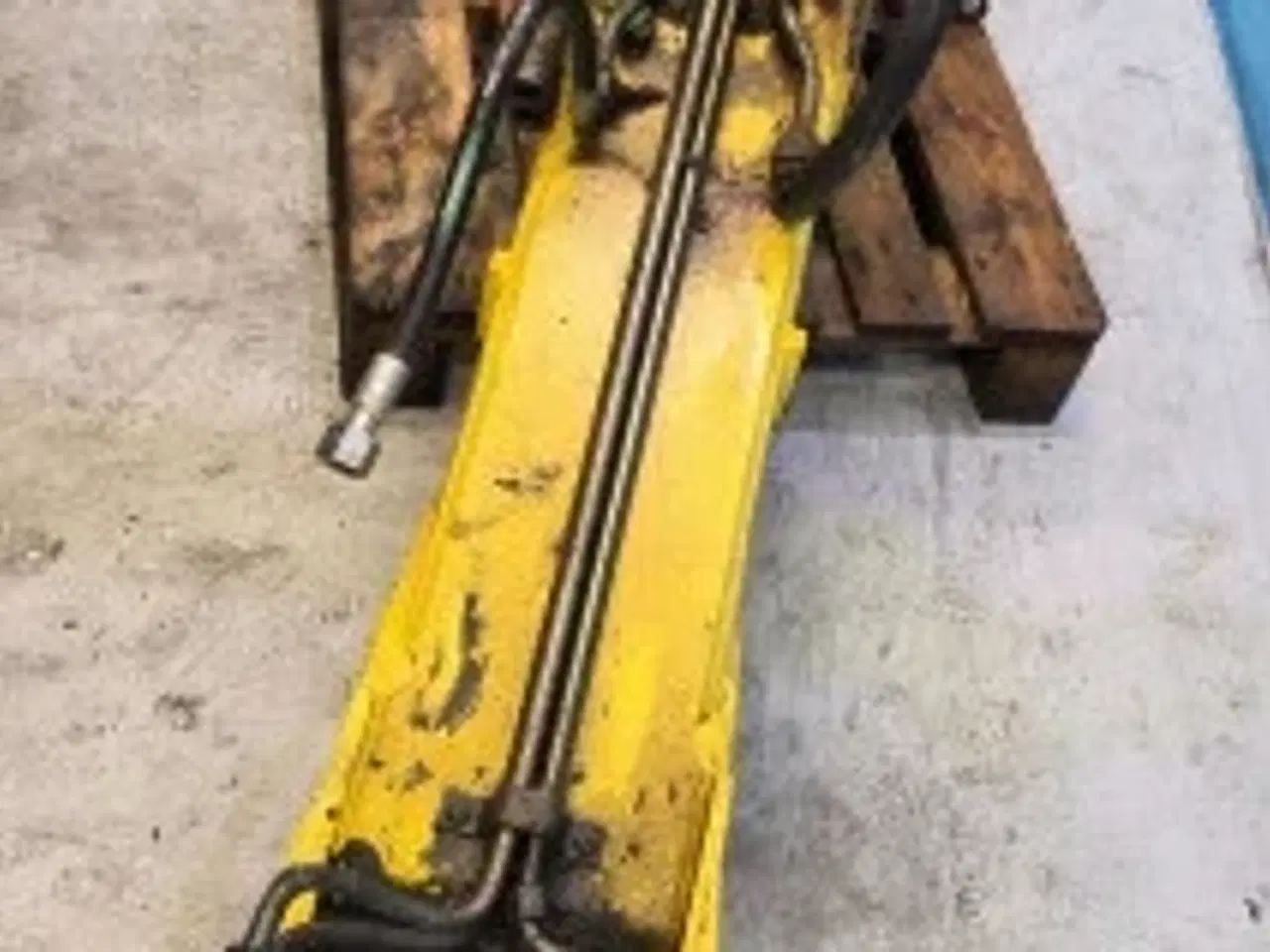 Billede 10 - New Holland LB115B Arm 87372186