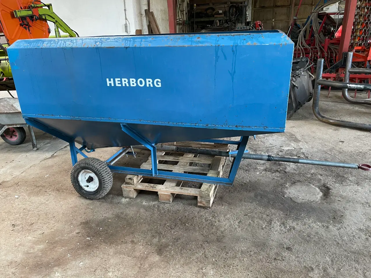 Billede 1 - Herborg Korn kasse