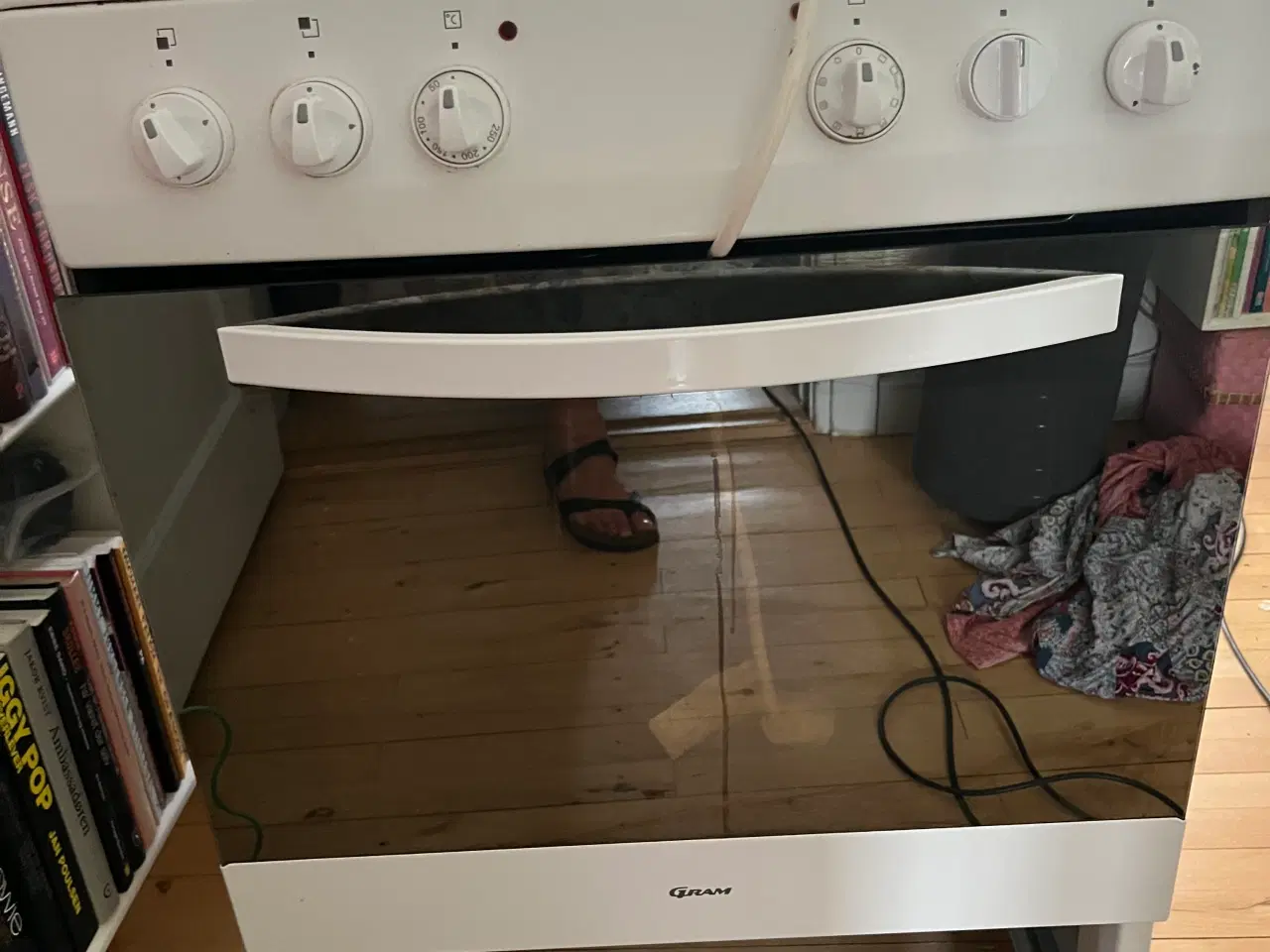 Billede 1 - Gram komfur med gas og elovn