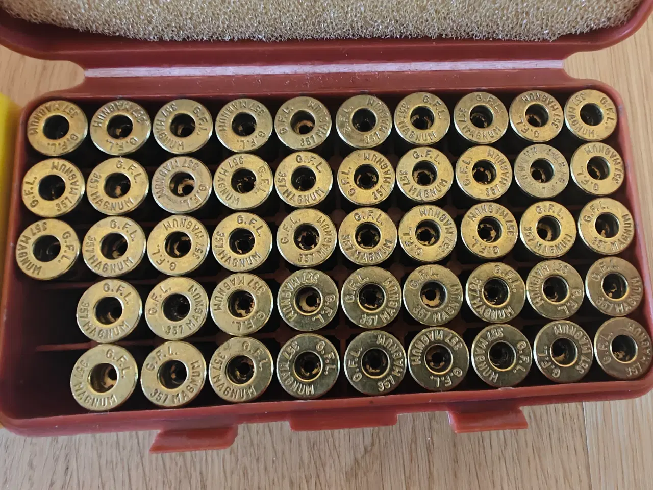 Billede 3 - 133 Enegangs afskudte .357 hylstre