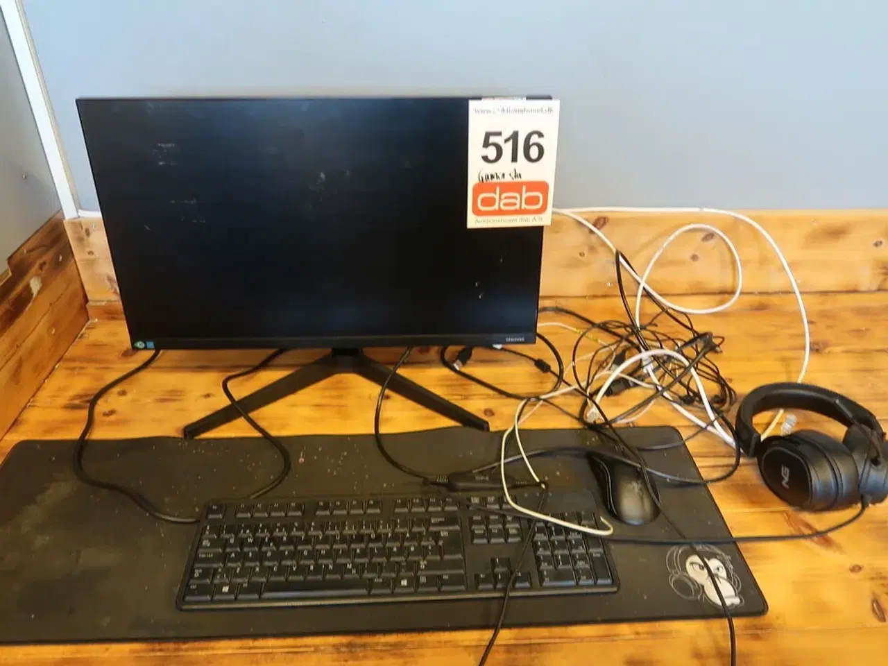 Billede 4 - Samsung LF24T370FWR 24" skærm + keyboard, mus, headset & gamerstol