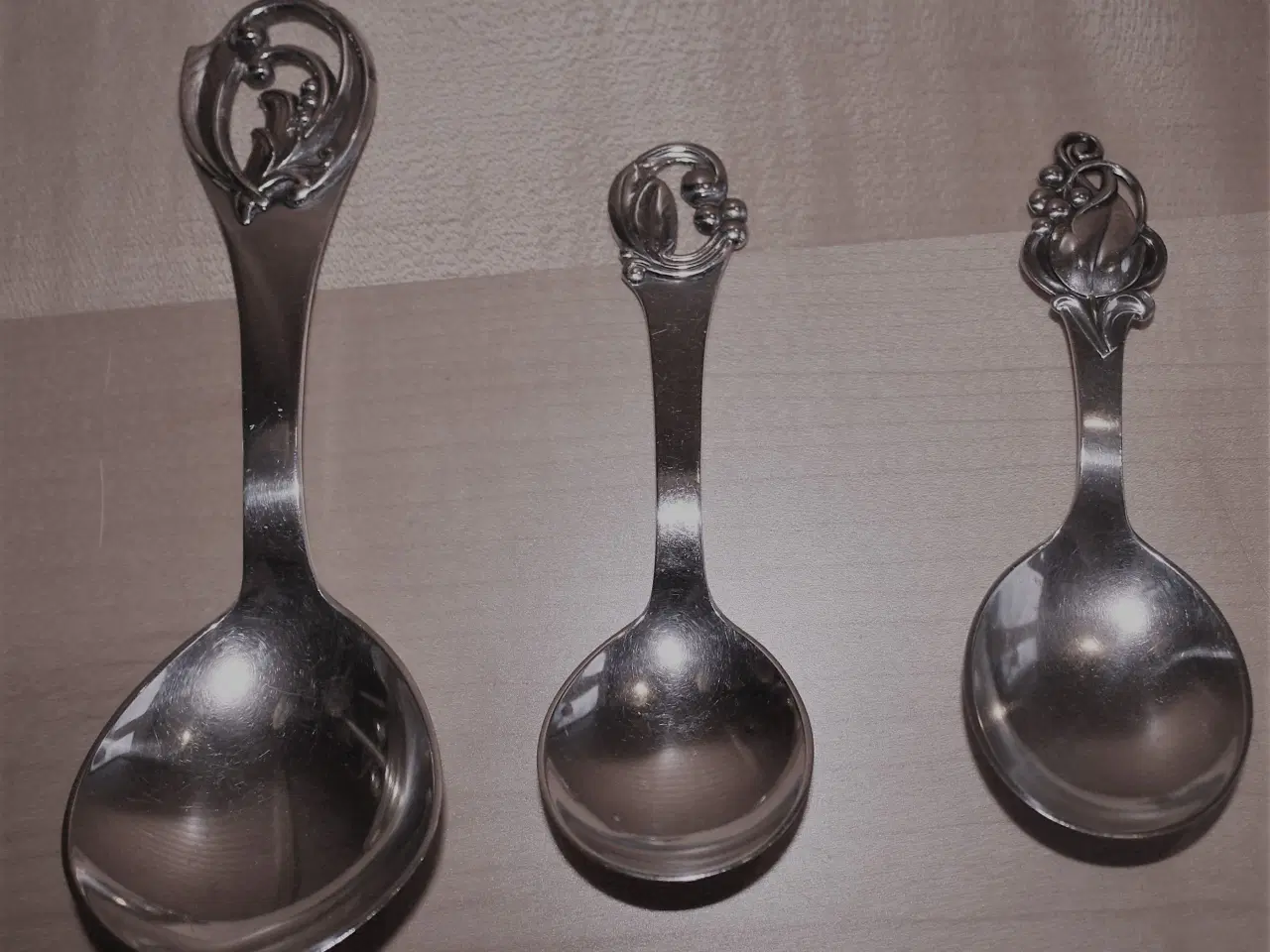 Billede 2 - Kompotskeer af sølv