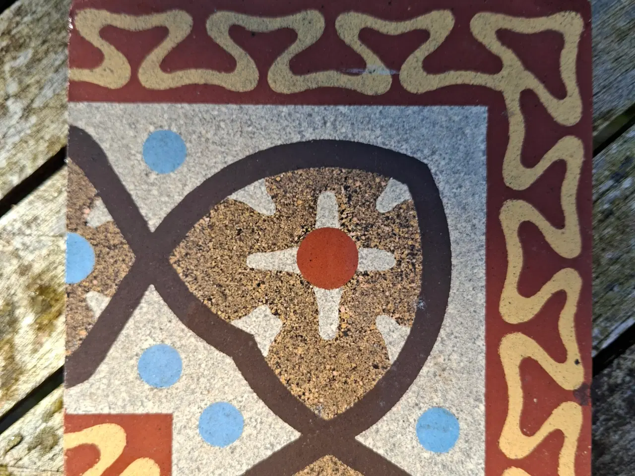 Billede 3 - Farvede klassiske Vintage klinker med mønster.