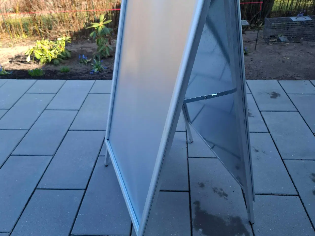 Billede 2 - 2 stk.aluskilte sælges billigt. 1stk.brugt 1stk.ny